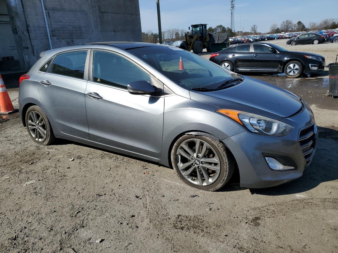 2016 HYUNDAI ELANTRA GT - Фото 4