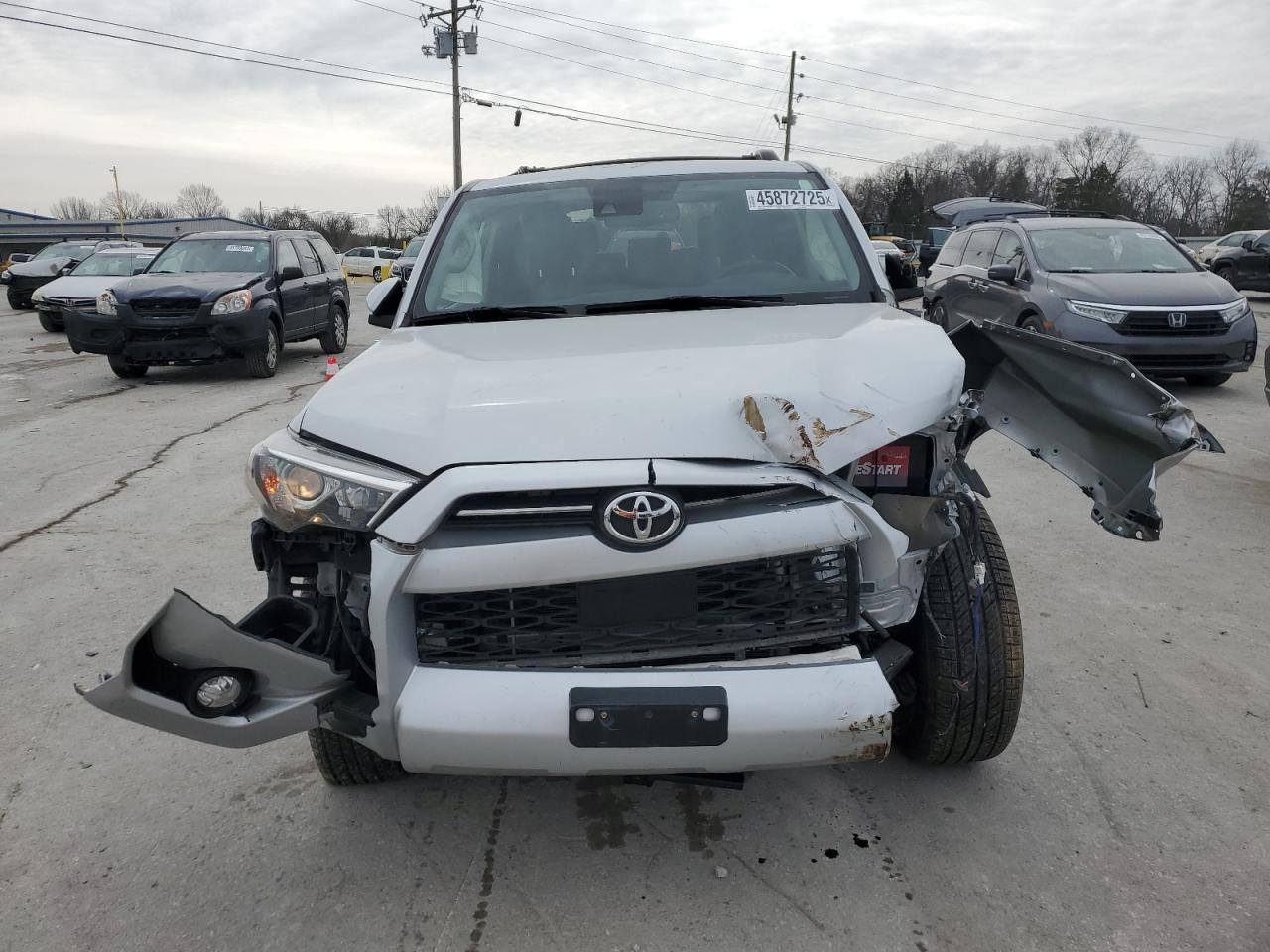 2020 TOYOTA 4RUNNER SR - Фото 5