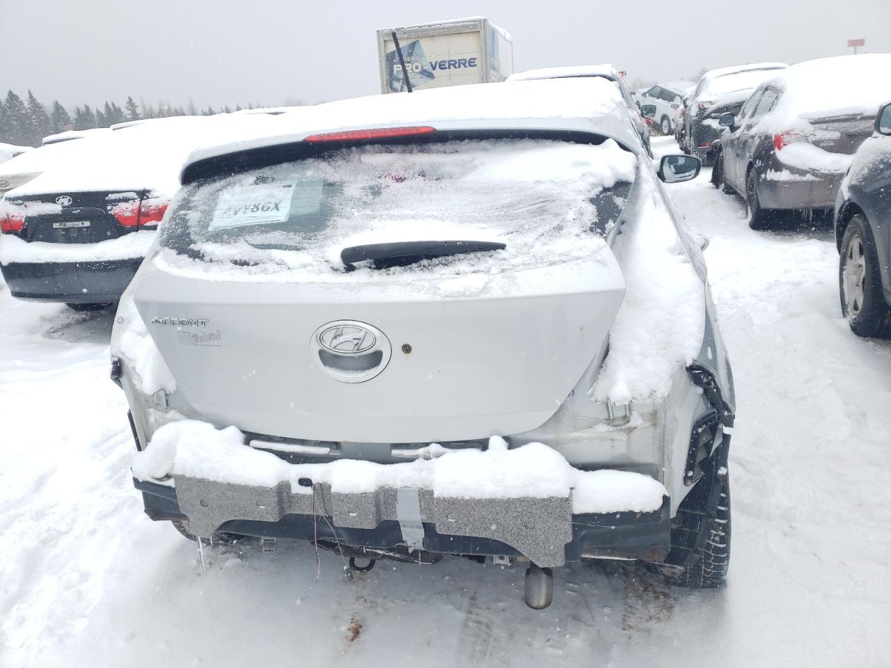 2012 HYUNDAI ACCENT GLS - Фото 6