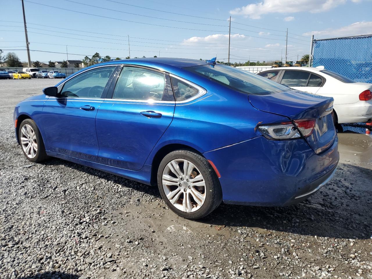 2015 CHRYSLER 200 LIMITE - Image 2