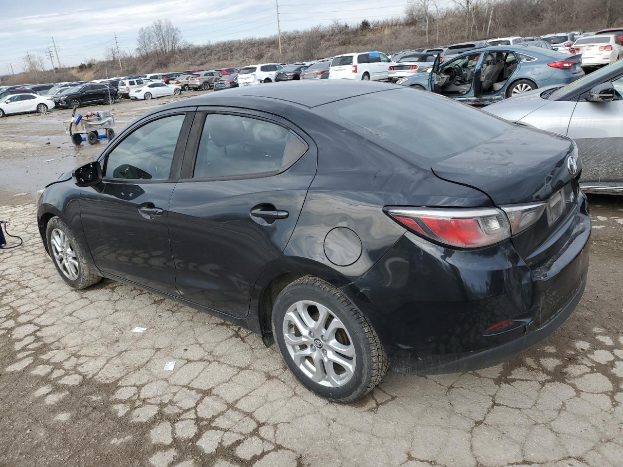 2017 TOYOTA YARIS IA - Image 2