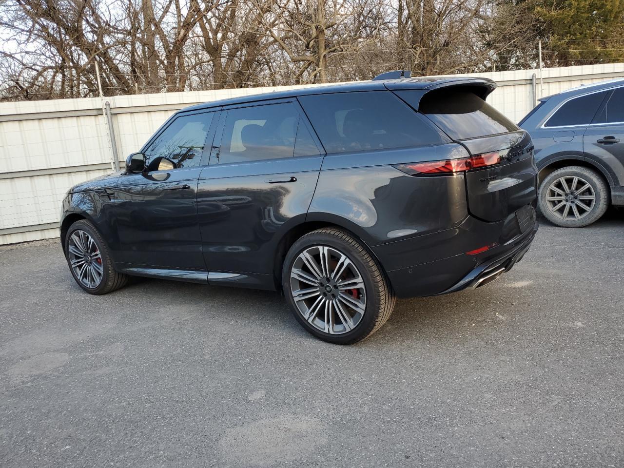 2023 LAND ROVER RANGE ROVE - Image 2