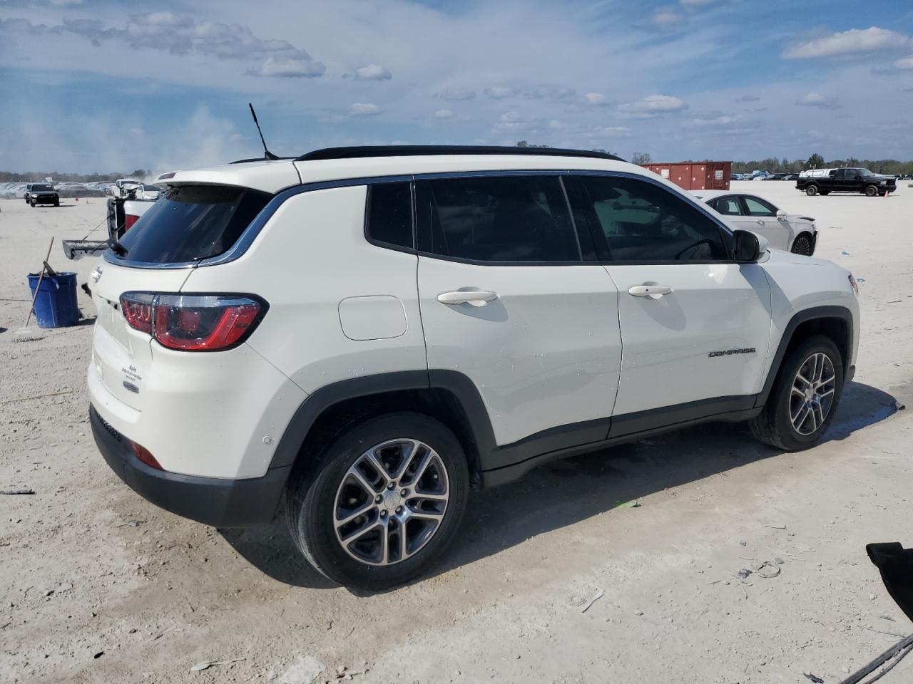 2018 JEEP COMPASS LA - Фото 3