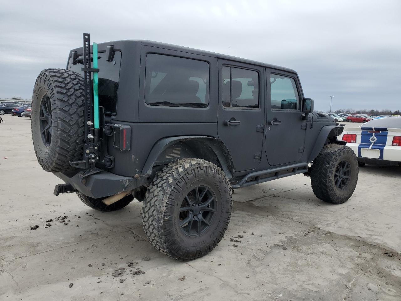 2015 JEEP WRANGLER U - Image 3