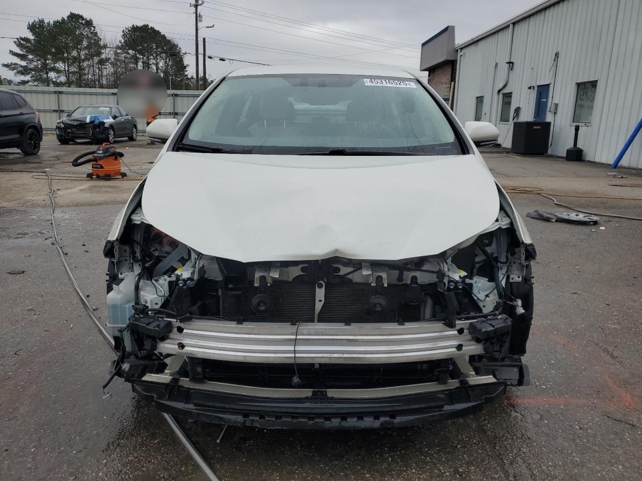 2016 TOYOTA PRIUS - Image 5