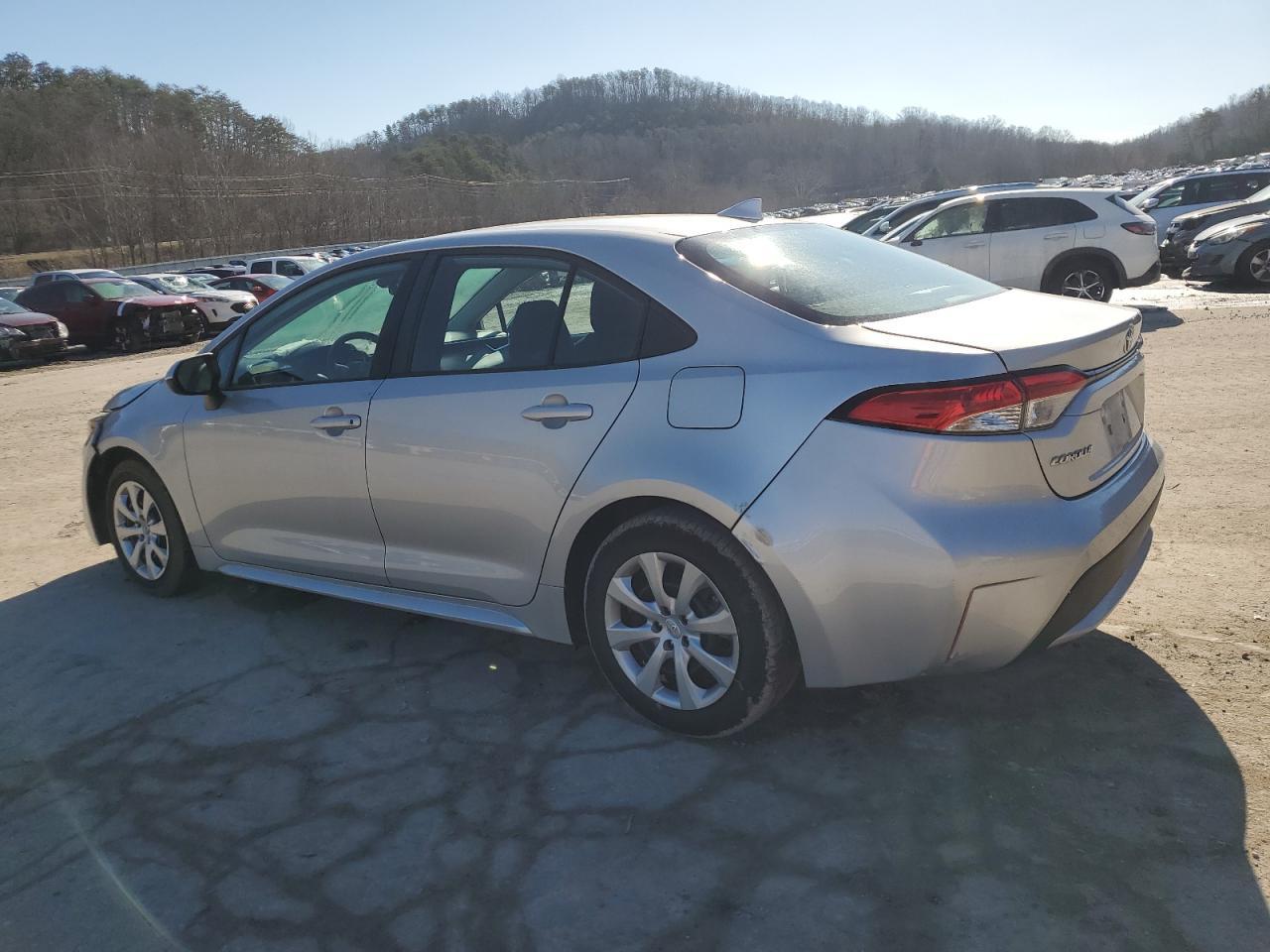 2021 TOYOTA COROLLA LE - Image 2