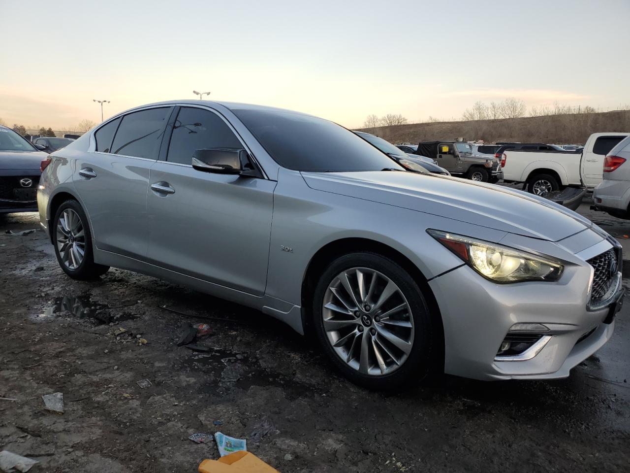 2018 INFINITI Q50 LUXE - Фото 4