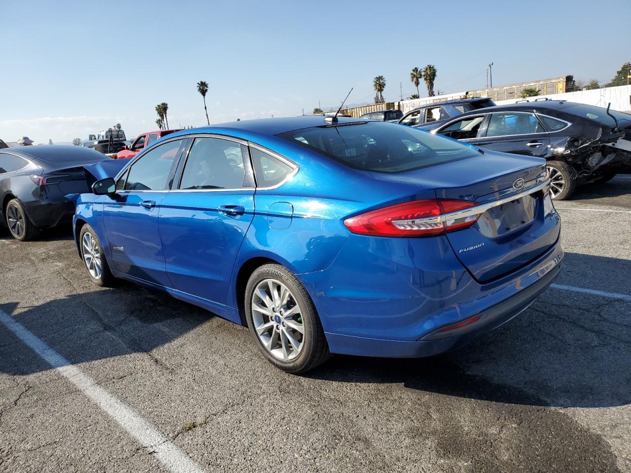 2017 FORD FUSION SE - Фото 2