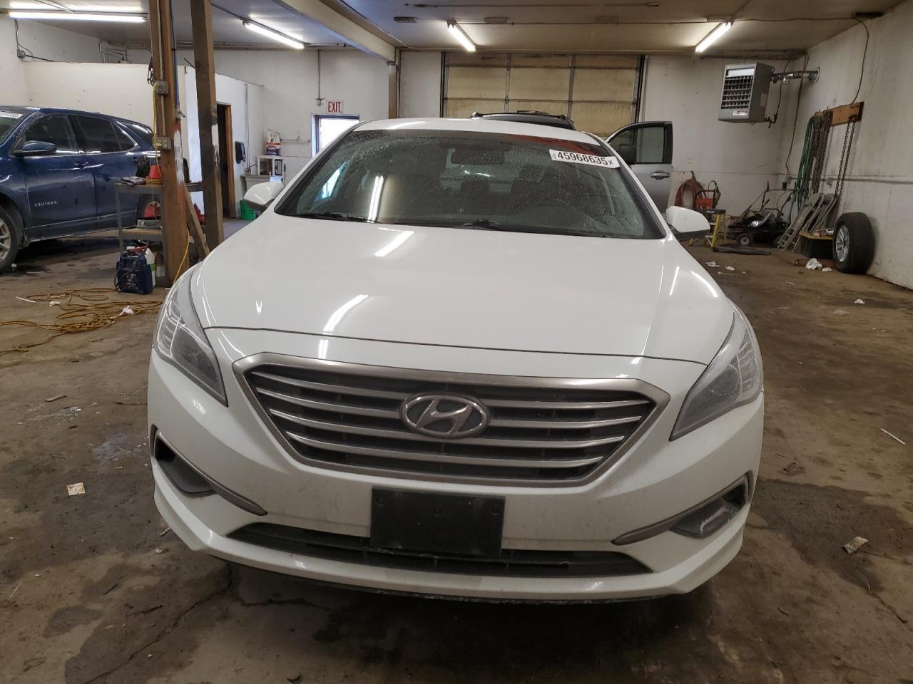 2017 HYUNDAI SONATA SE - Фото 5