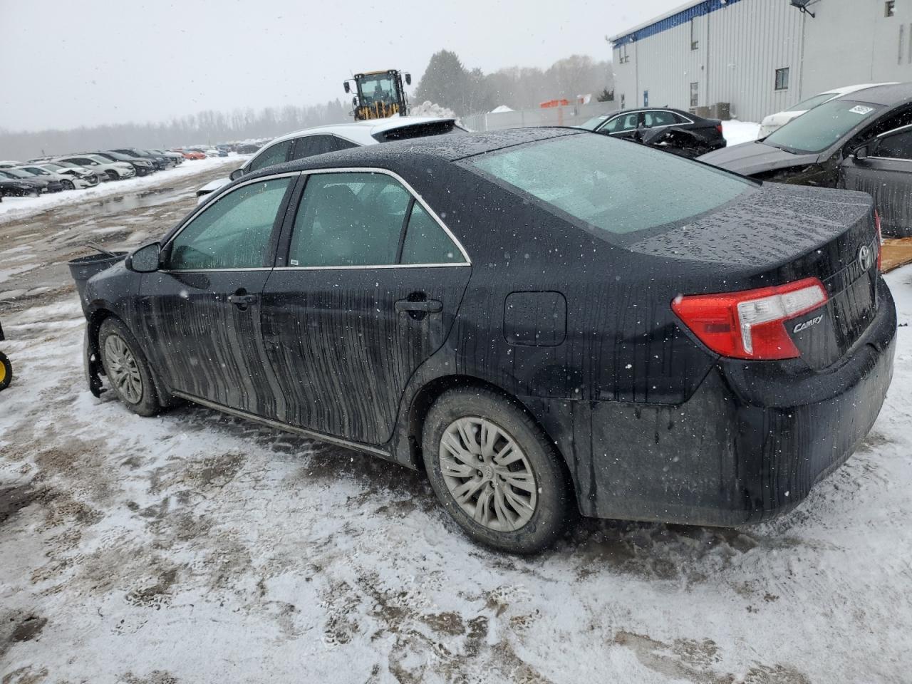 2012 TOYOTA CAMRY BASE - Фото 2