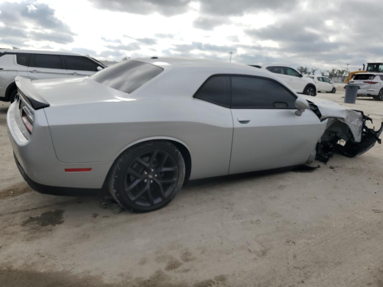 2021 DODGE CHALLENGER - Фото 3