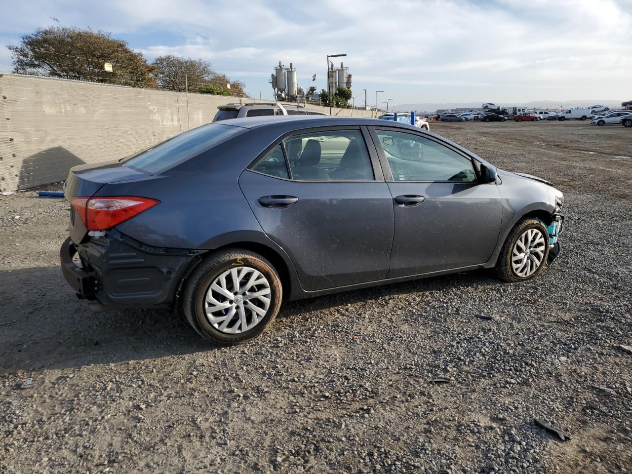 2018 TOYOTA COROLLA L - Image 3