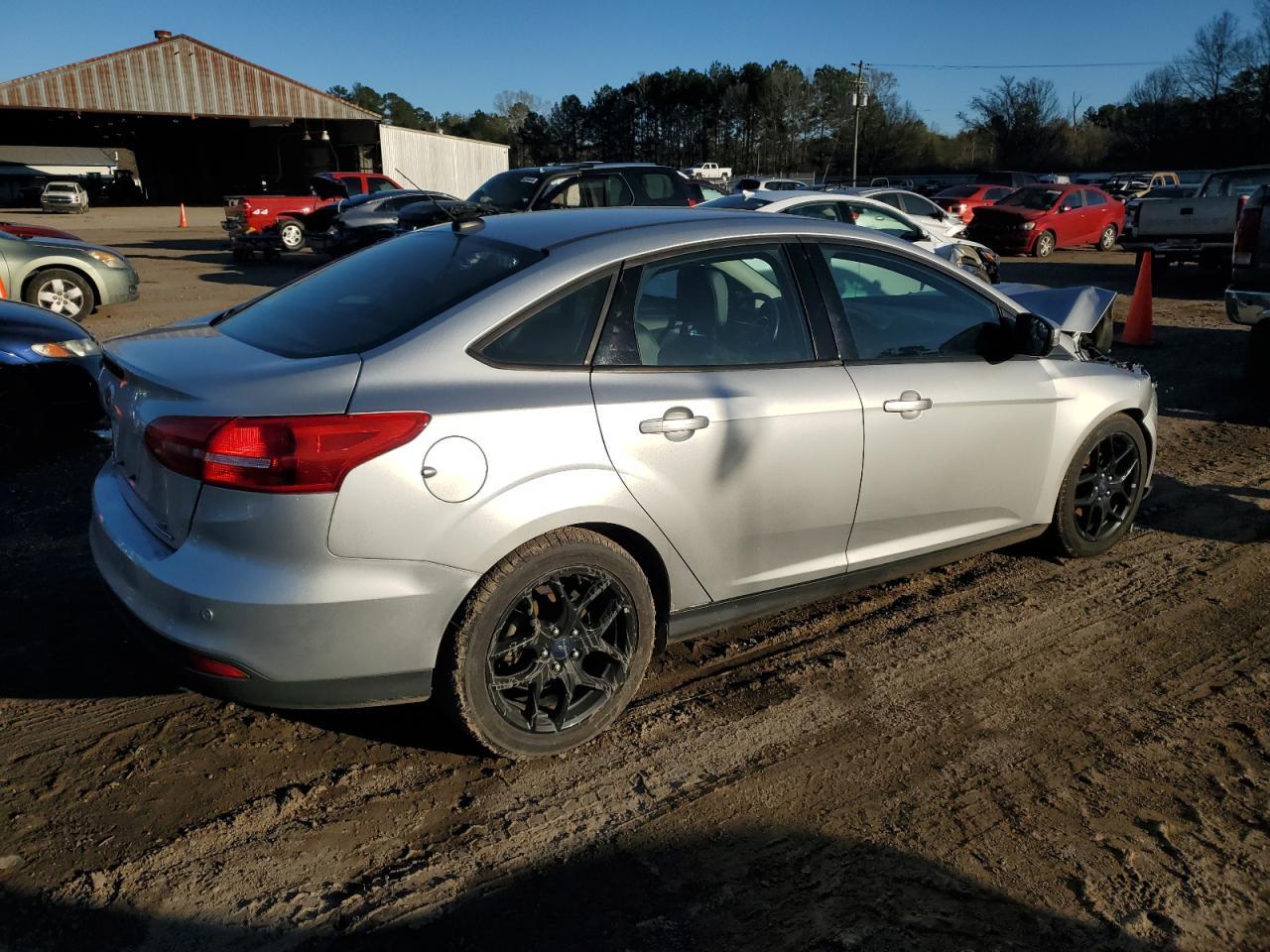 2016 FORD FOCUS SE - Фото 3