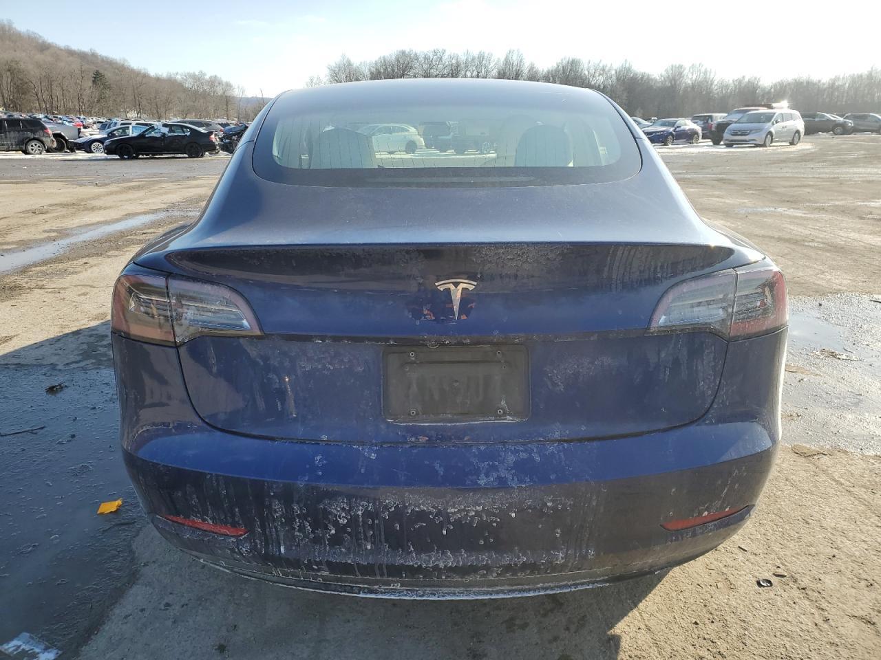 2019 TESLA MODEL 3 - Image 6