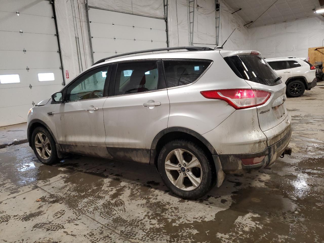 2015 FORD ESCAPE SE - Image 2
