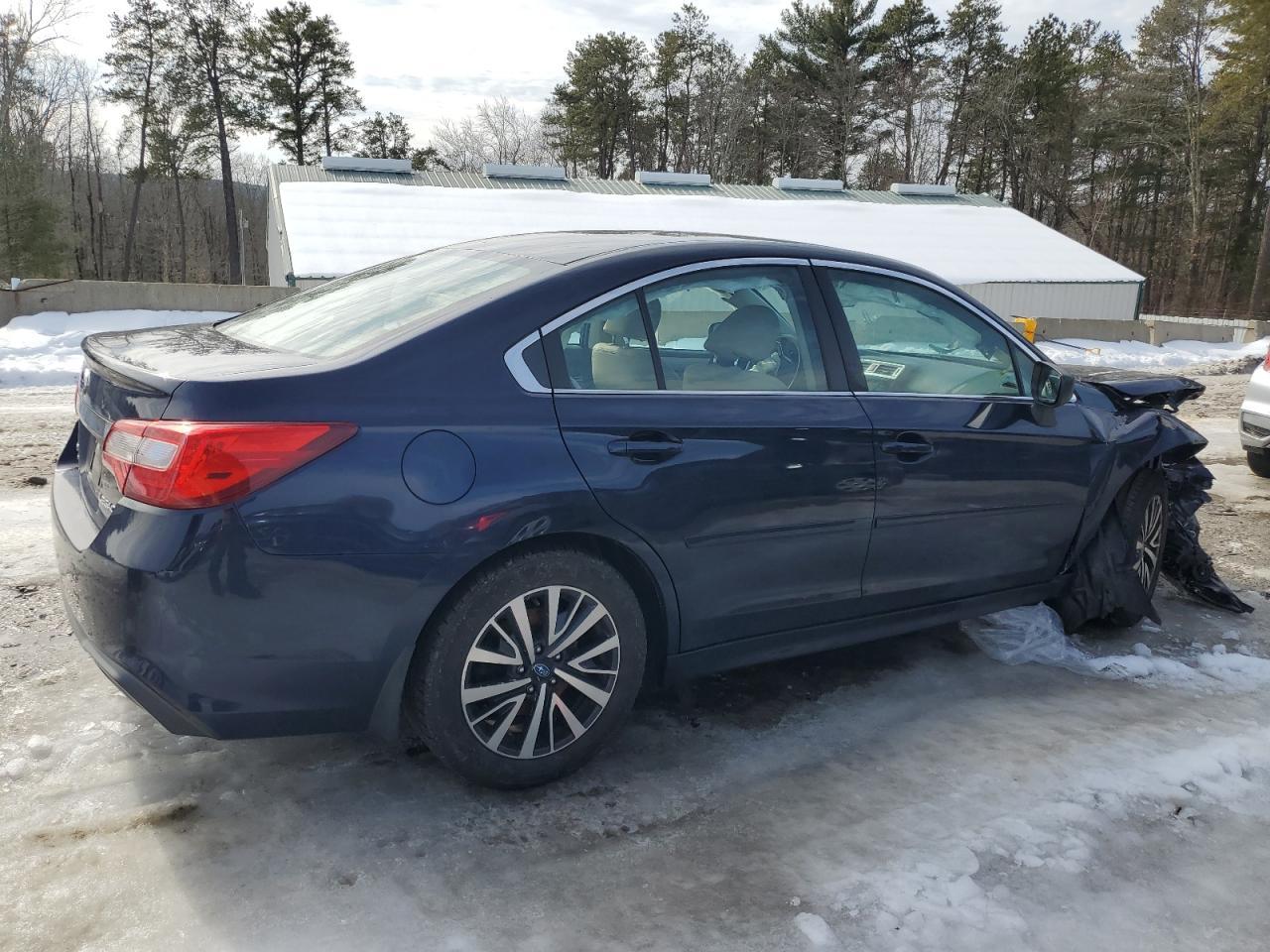 2018 SUBARU LEGACY 2.5 - Фото 3