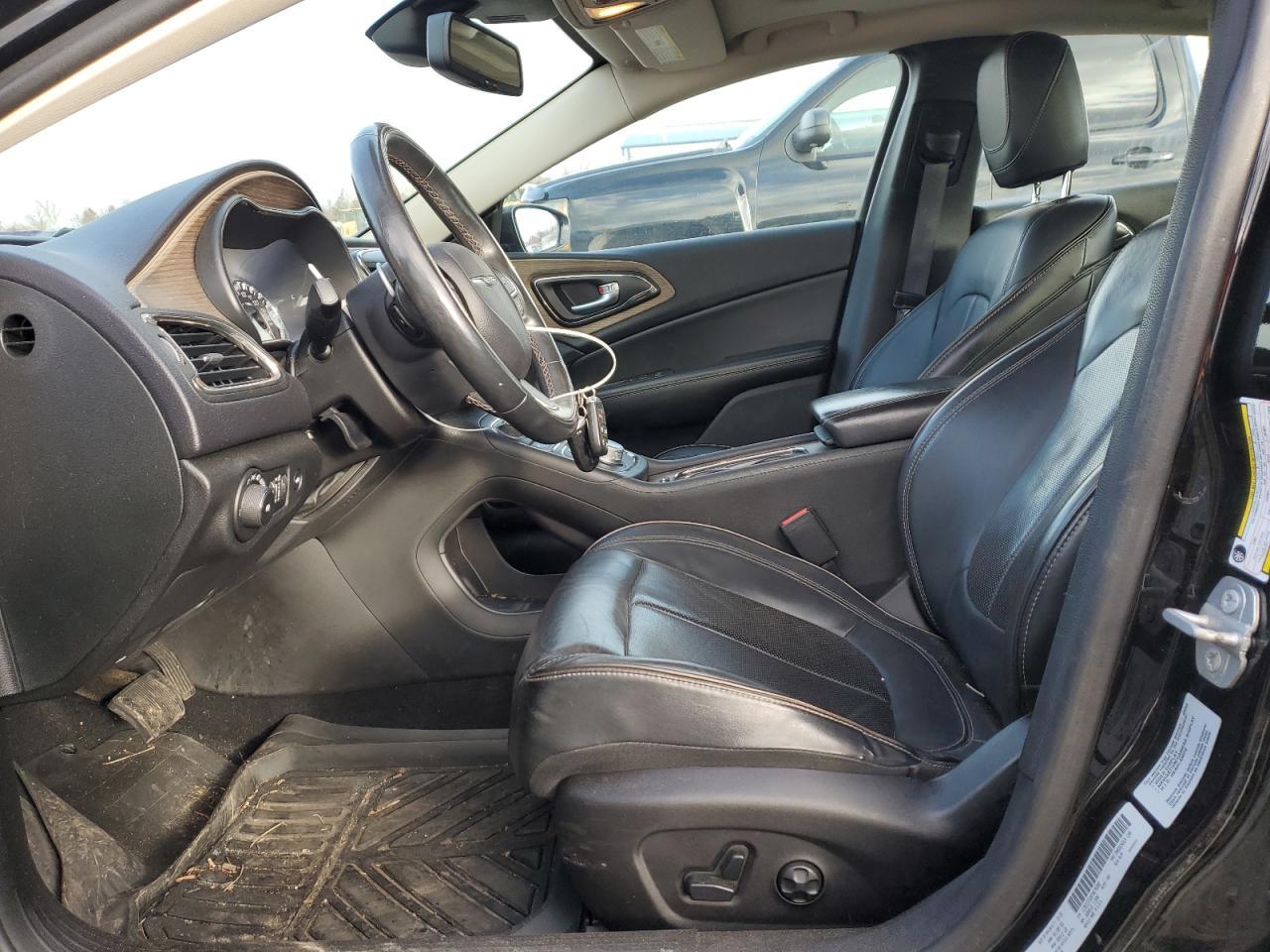 2015 CHRYSLER 200 C - Image 7