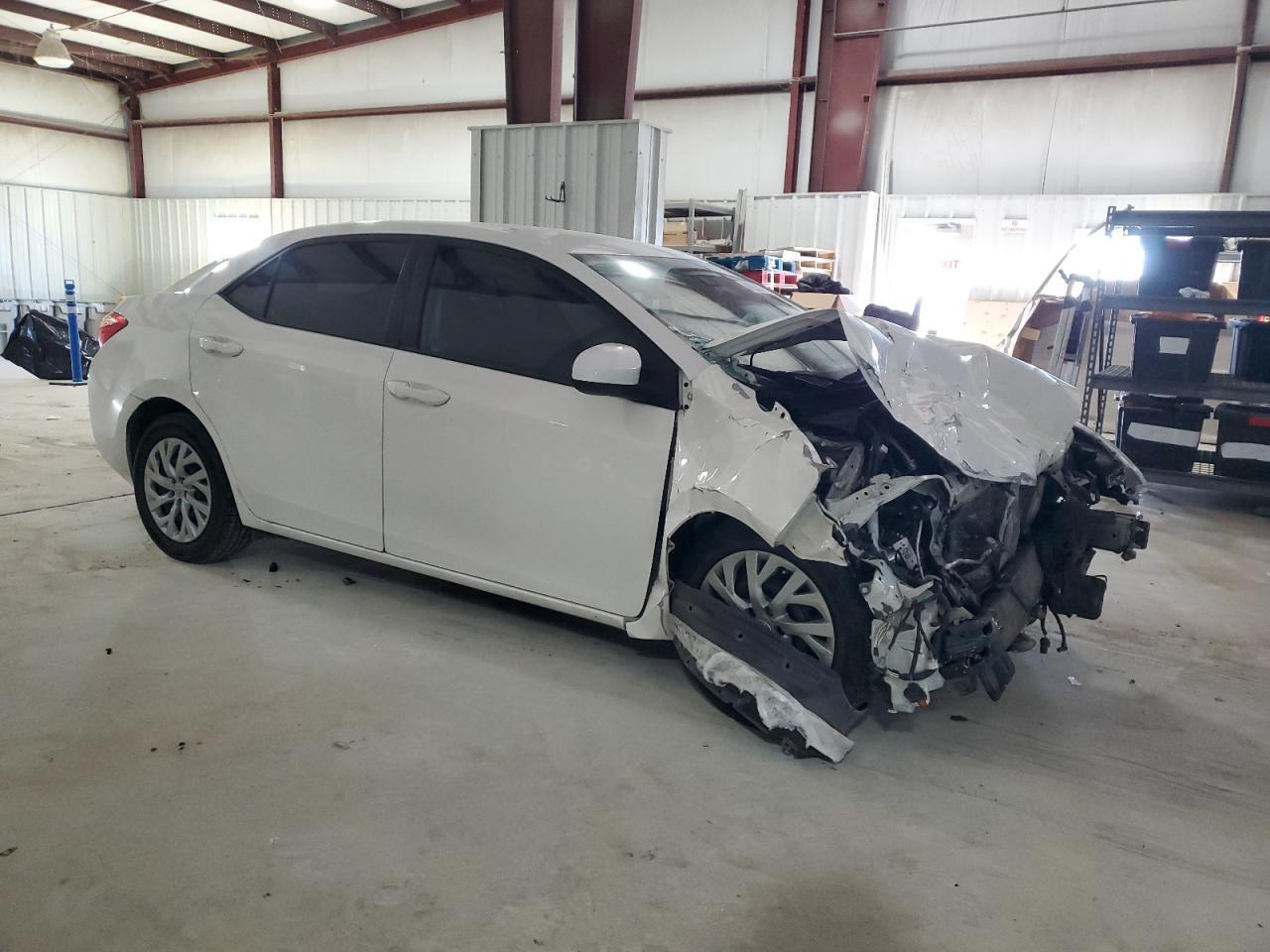2018 TOYOTA COROLLA L - Image 4