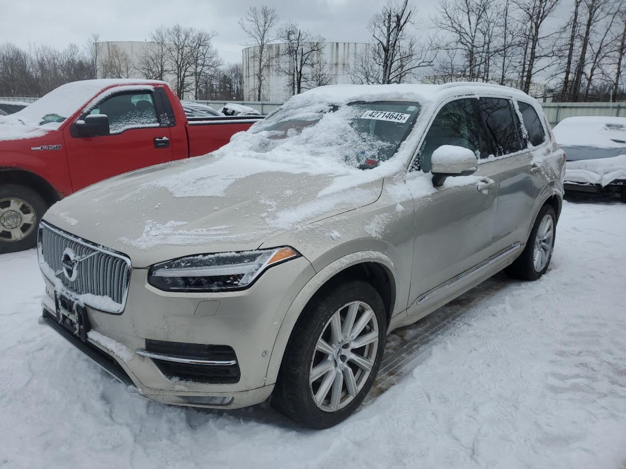 2016 VOLVO XC90 T6
