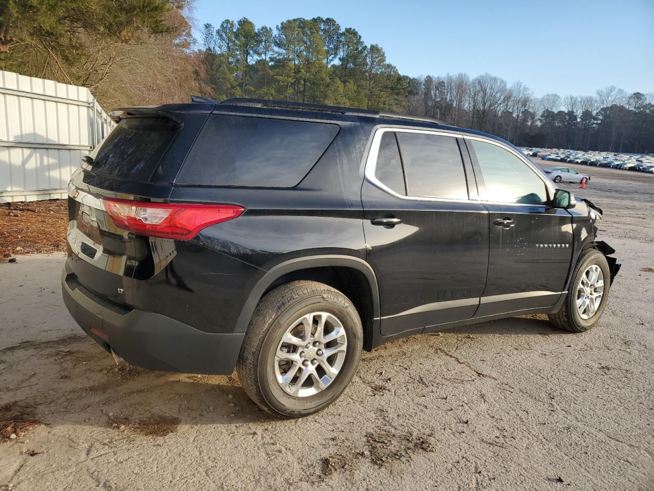 2021 CHEVROLET TRAVERSE L - Фото 3