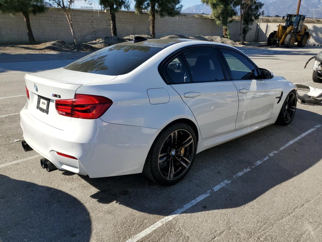 2018 BMW M3 - Фото 3