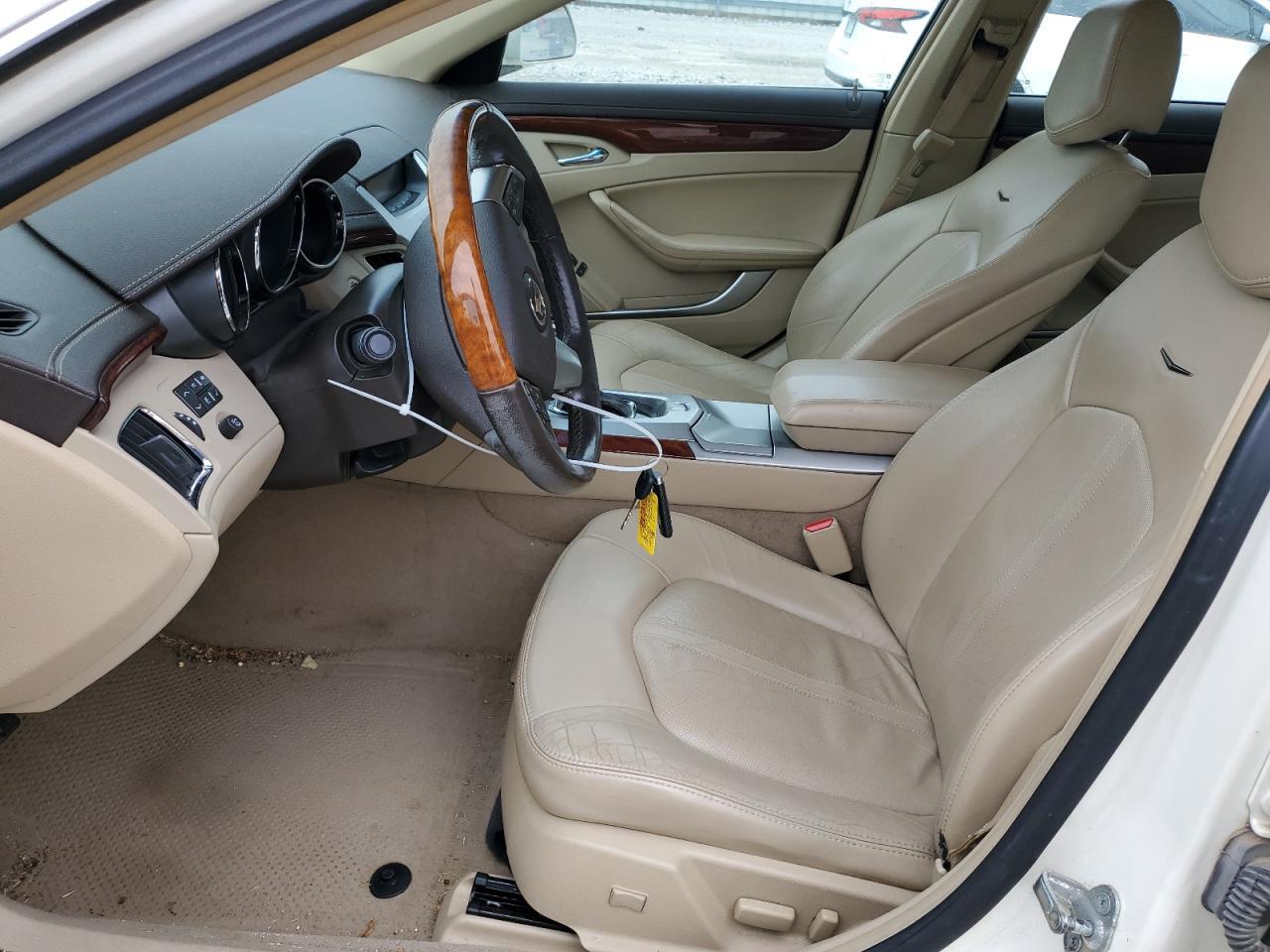 2011 CADILLAC CTS LUXURY - Image 7
