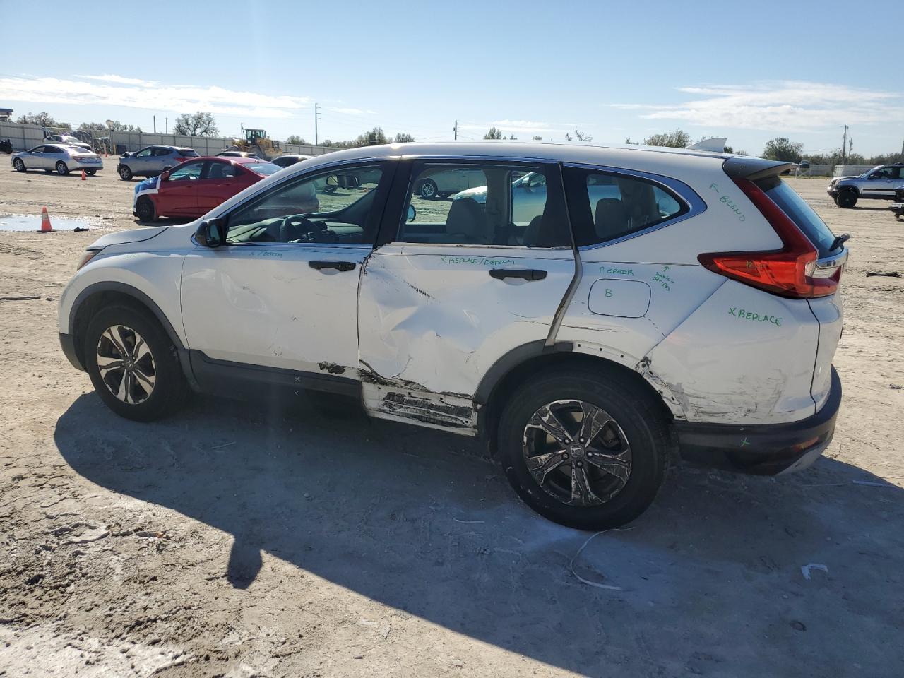 2017 HONDA CR-V LX - Фото 2