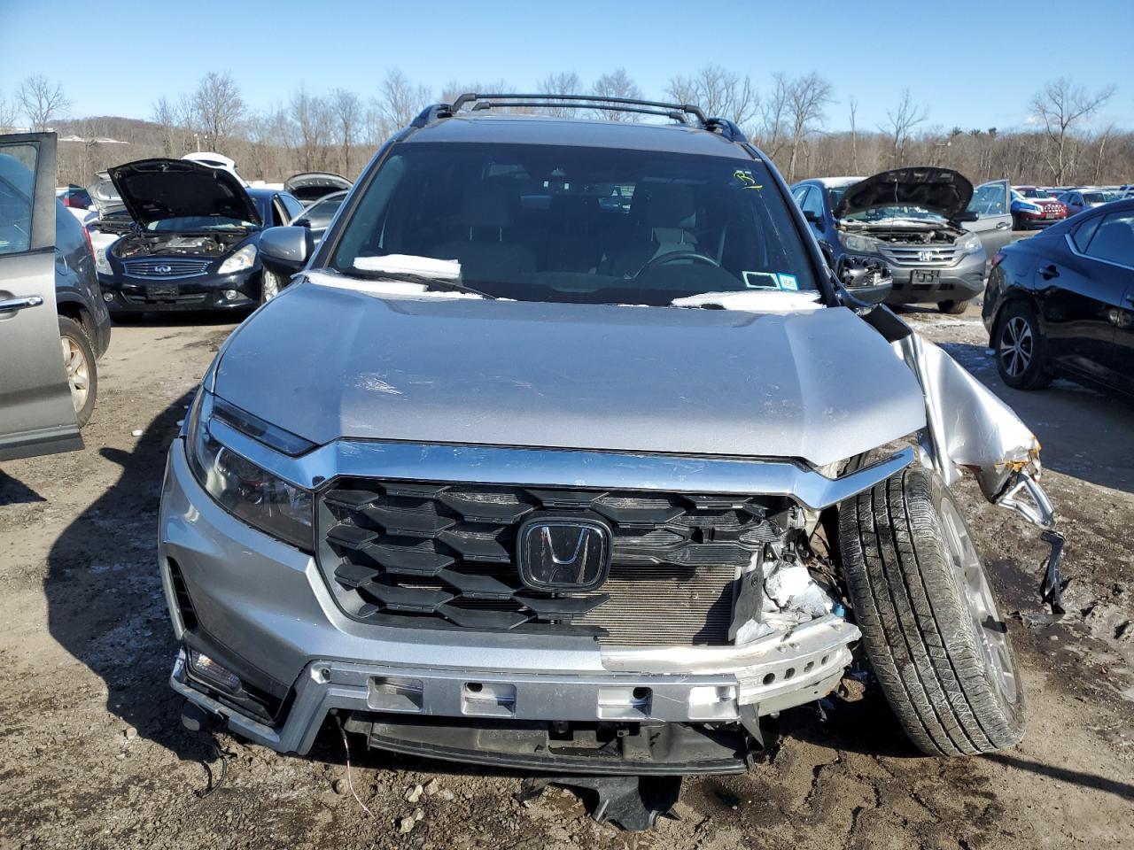 2023 HONDA PASSPORT E - Image 5