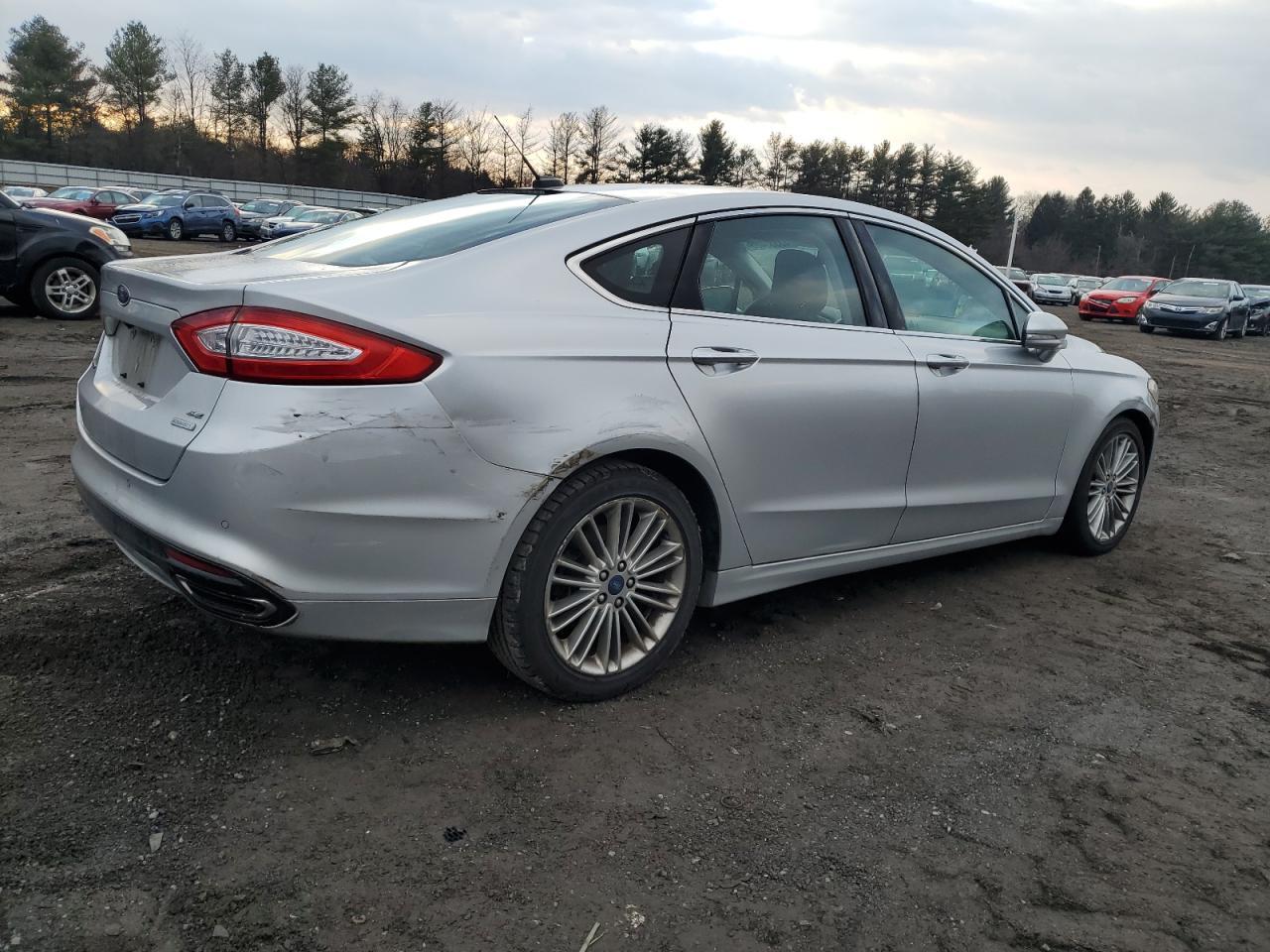 2014 FORD FUSION SE - Image 3