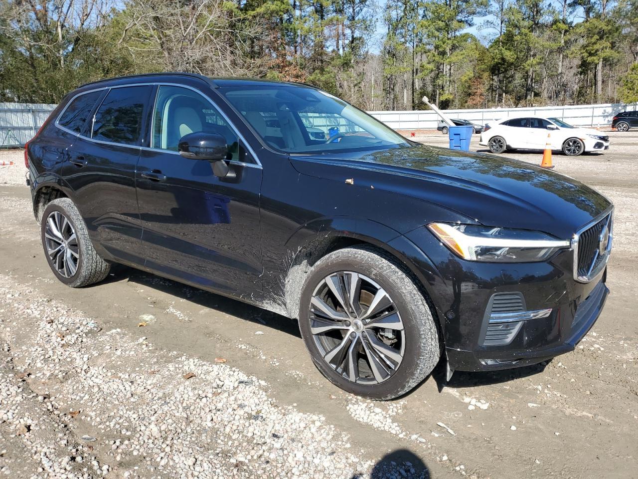 2022 VOLVO XC60 B5 MO - Фото 4