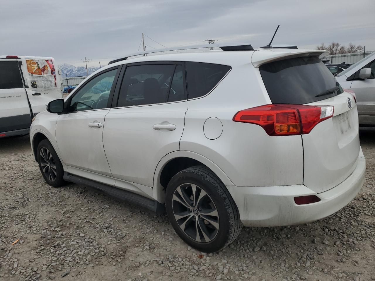 2015 TOYOTA RAV4 LIMIT - Фото 2