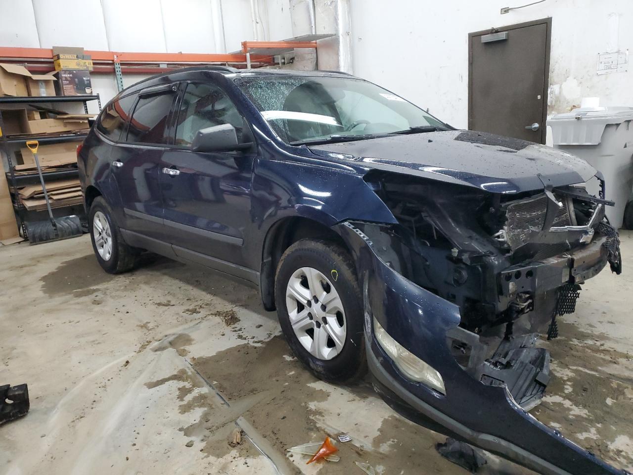 2012 CHEVROLET TRAVERSE L - Image 4