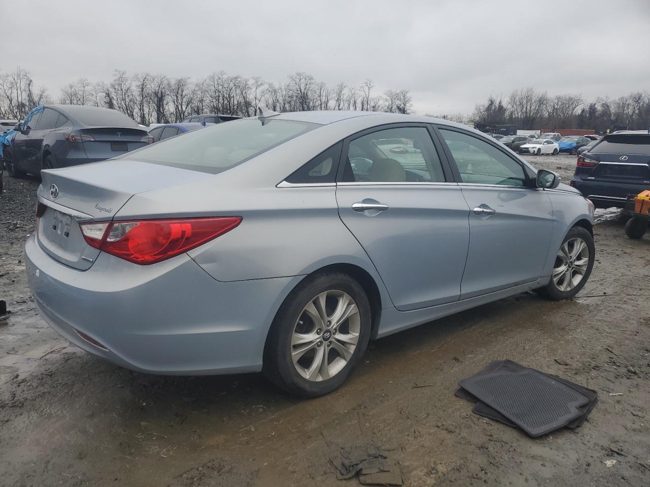 2011 HYUNDAI SONATA SE - Image 3