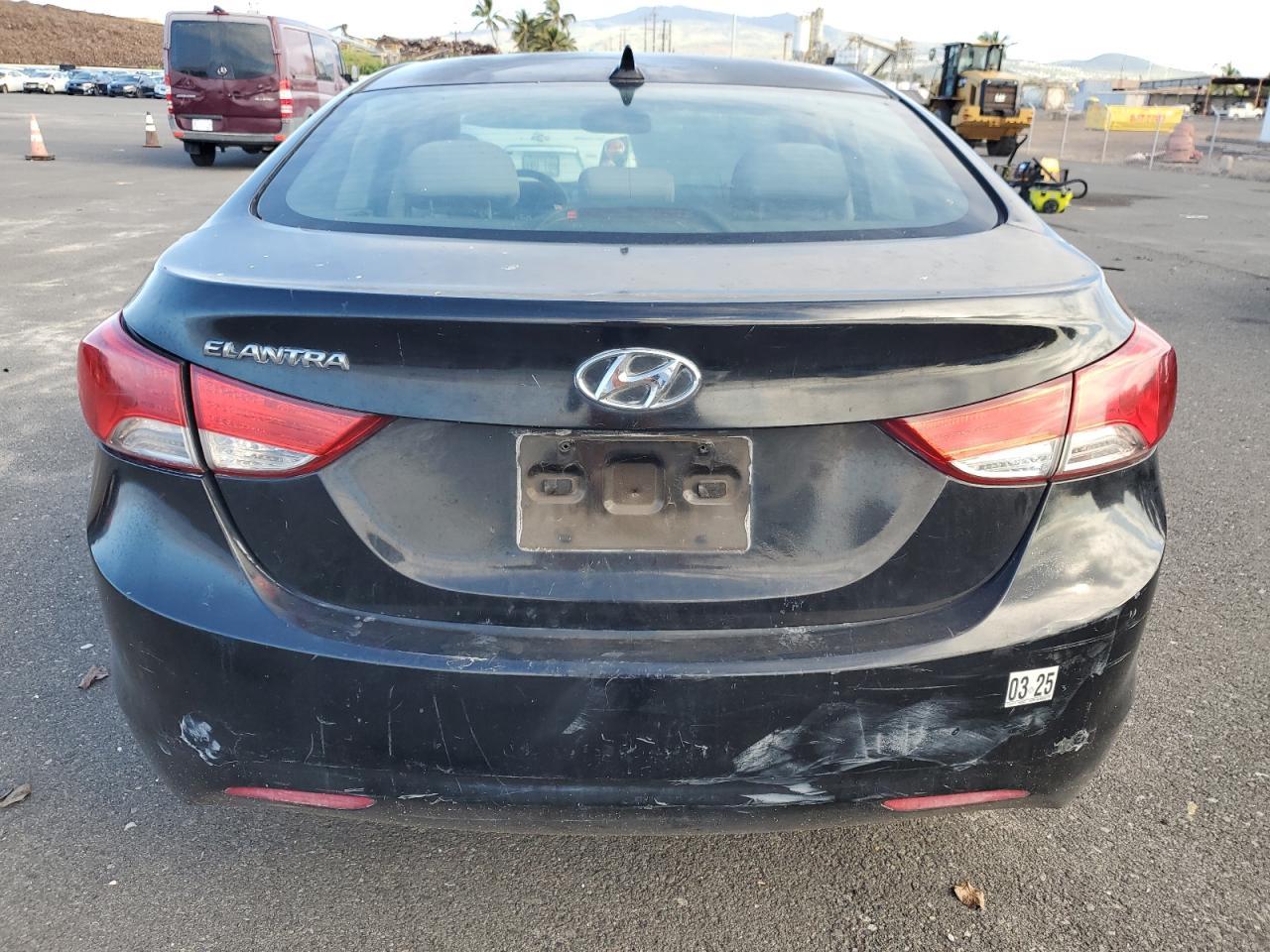 2013 HYUNDAI ELANTRA GL - Image 6