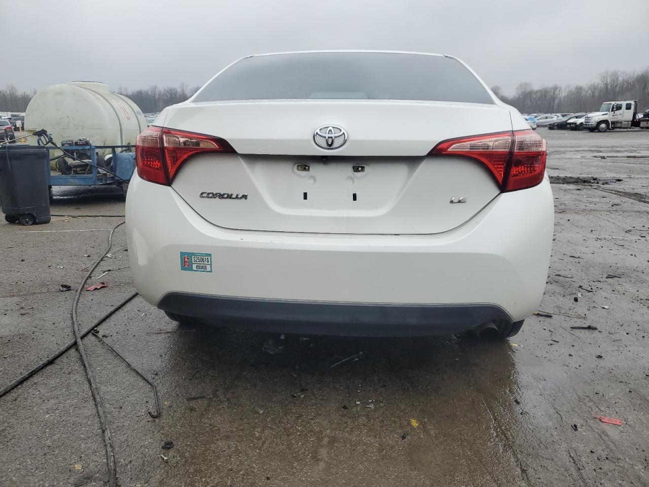 2018 TOYOTA COROLLA L - Фото 6