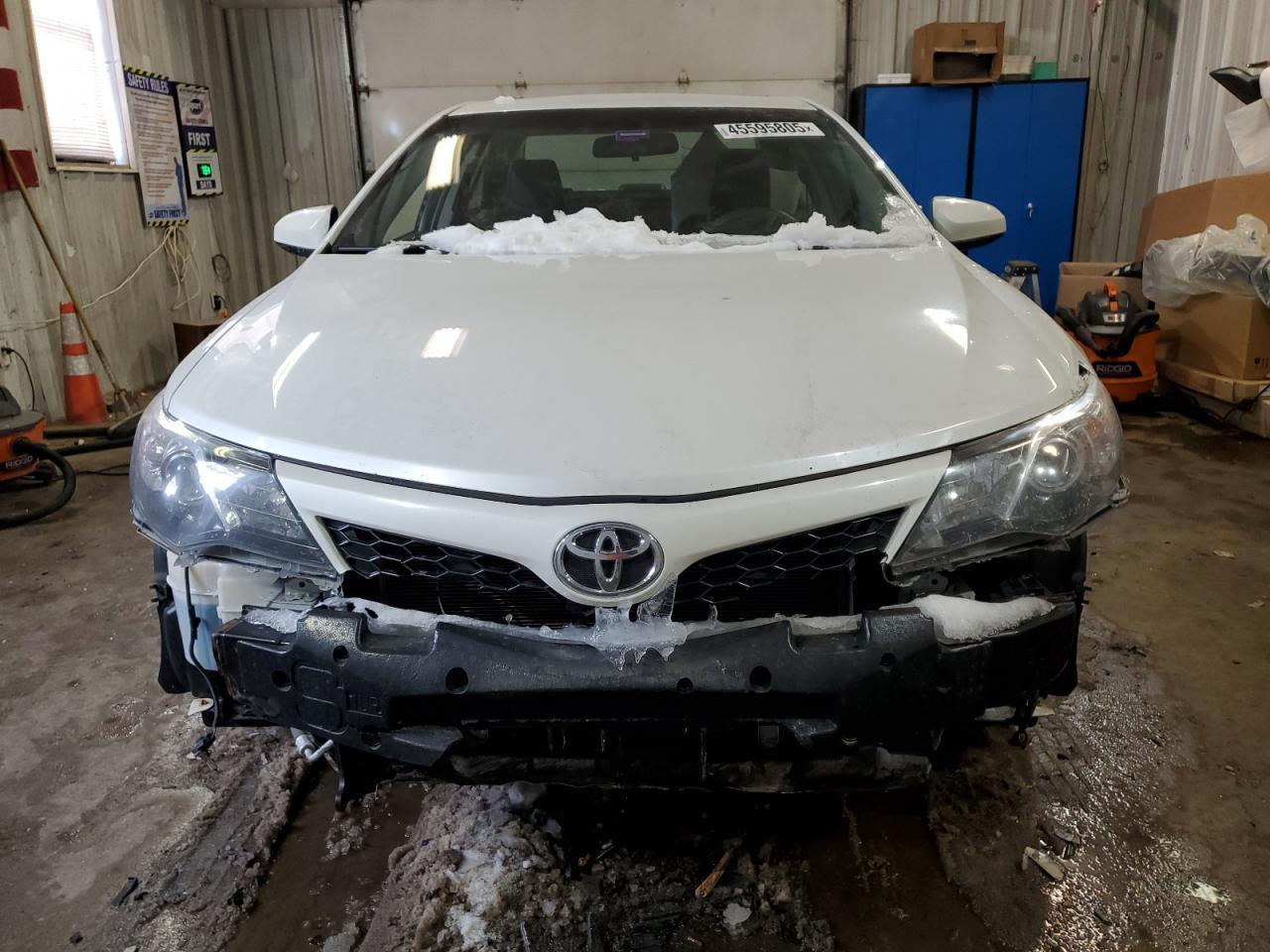 2014 TOYOTA CAMRY L - Image 5