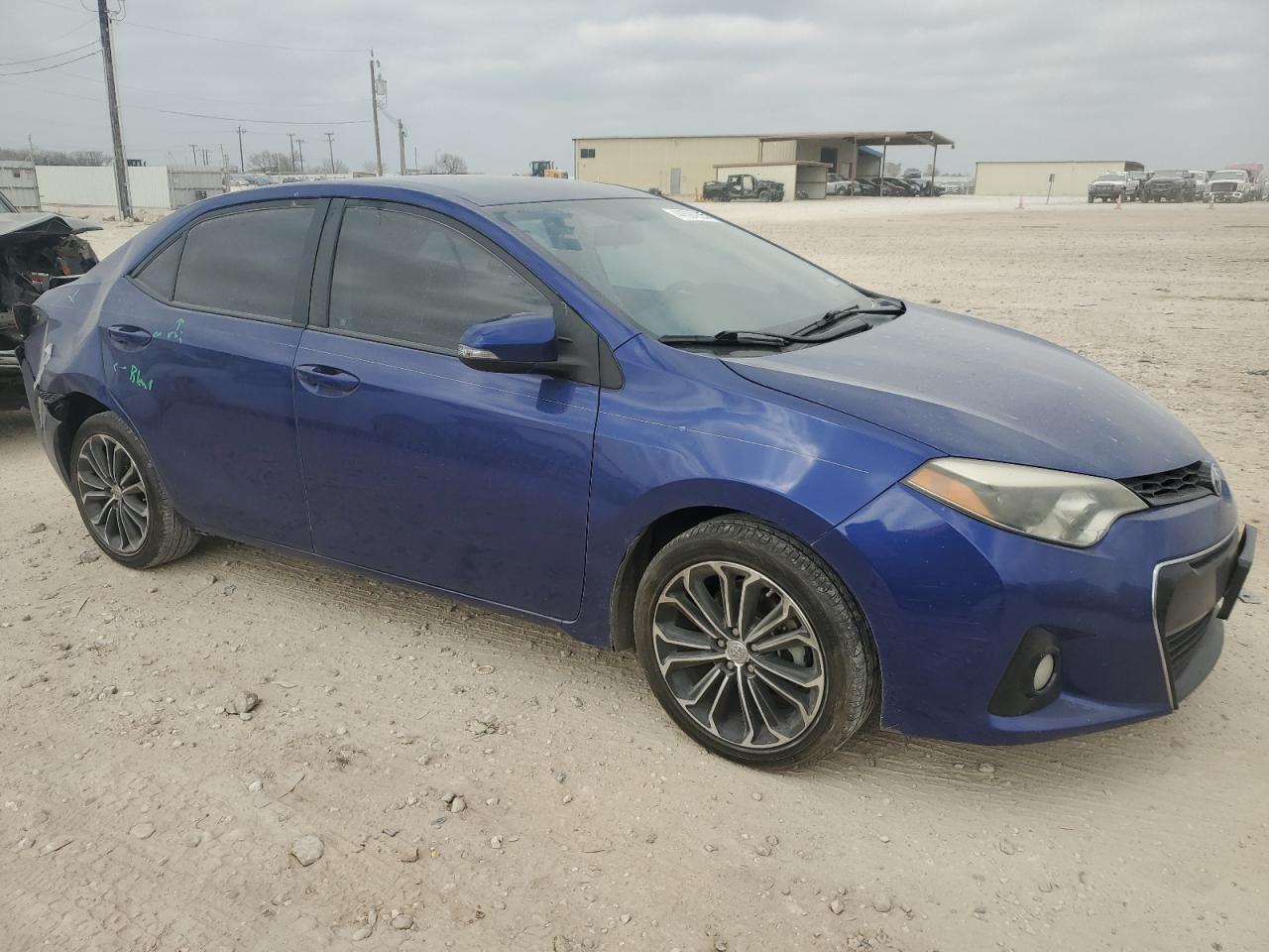 2014 TOYOTA COROLLA L - Image 4