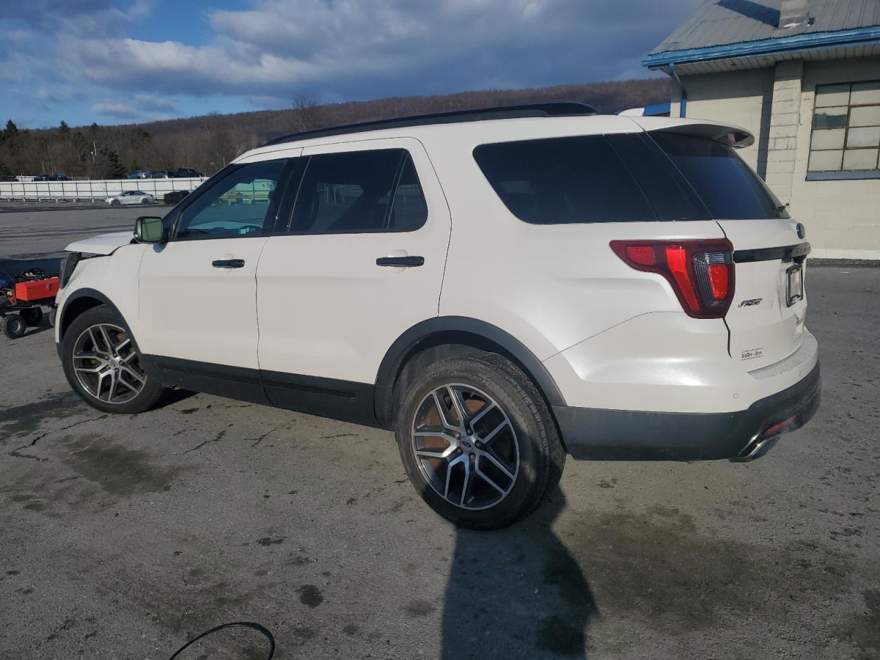 2017 FORD EXPLORER S - Image 2