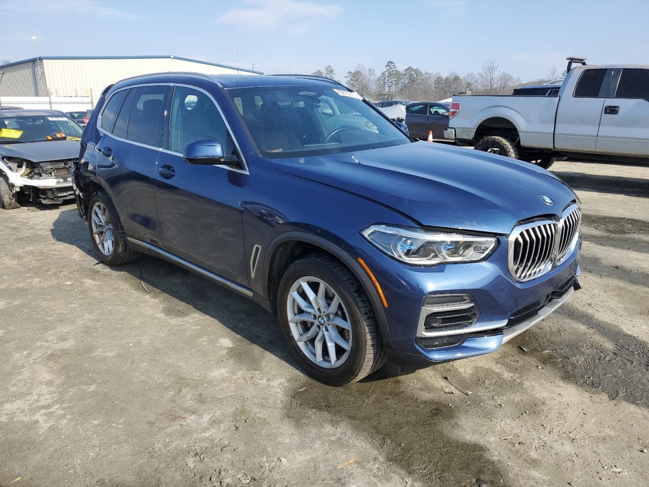 2023 BMW X5 XDRIVE4 - Image 4
