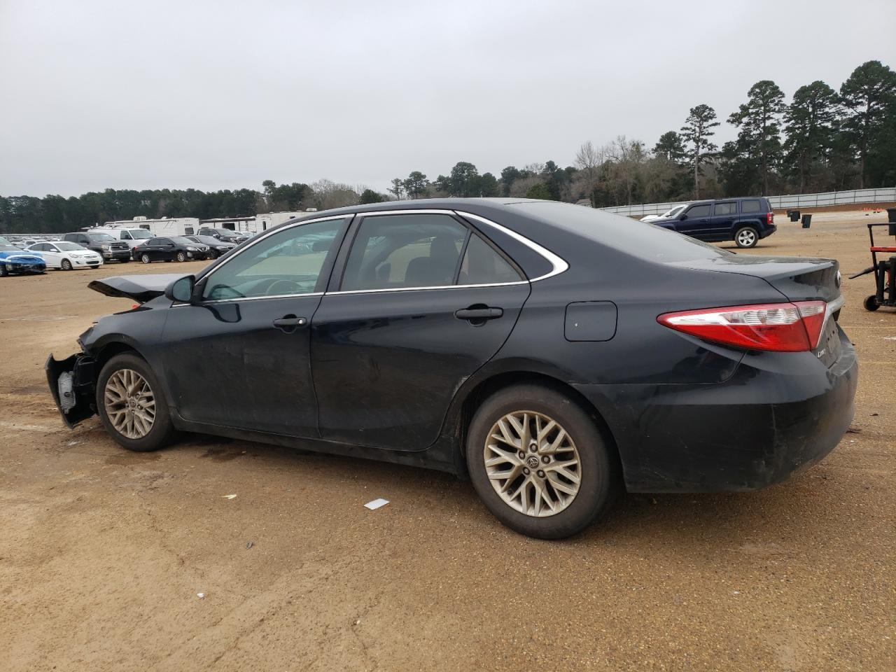 2016 TOYOTA CAMRY LE - Image 2