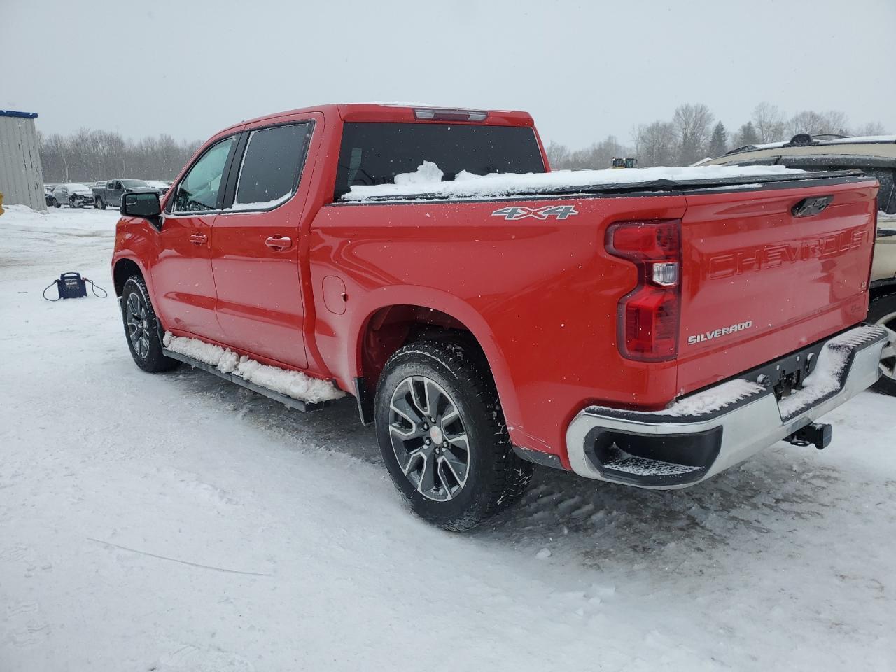 2024 CHEVROLET SILVERADO - Image 2