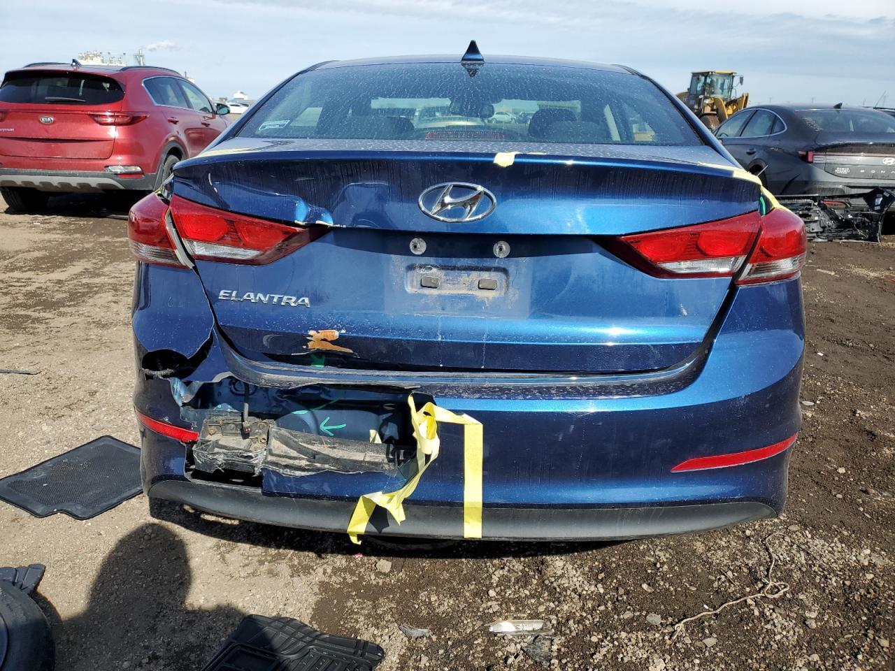 2017 HYUNDAI ELANTRA SE - Фото 6