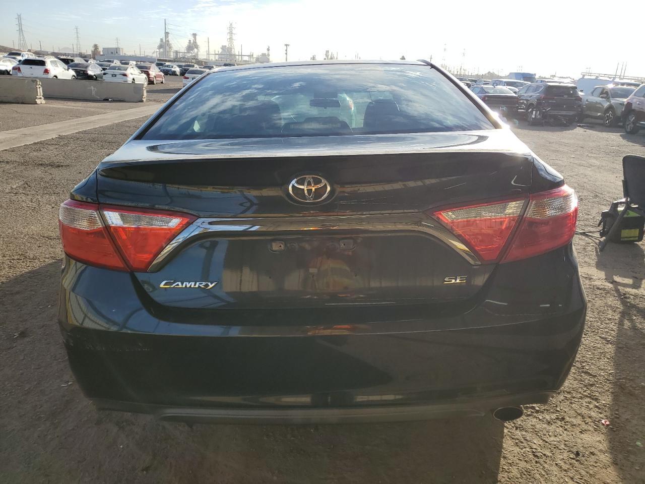 2016 TOYOTA CAMRY LE - Image 6