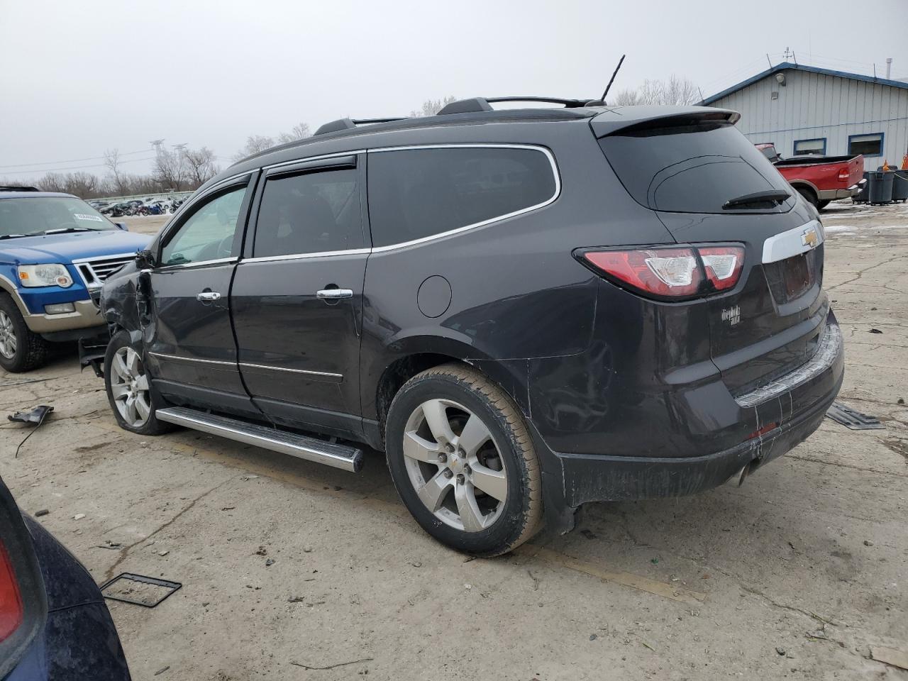 2015 CHEVROLET TRAVERSE L - Image 2
