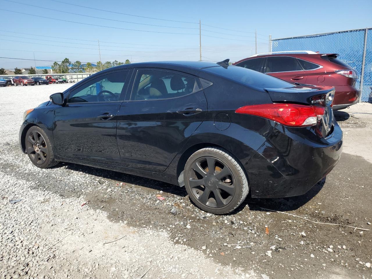 2013 HYUNDAI ELANTRA GL - Image 2