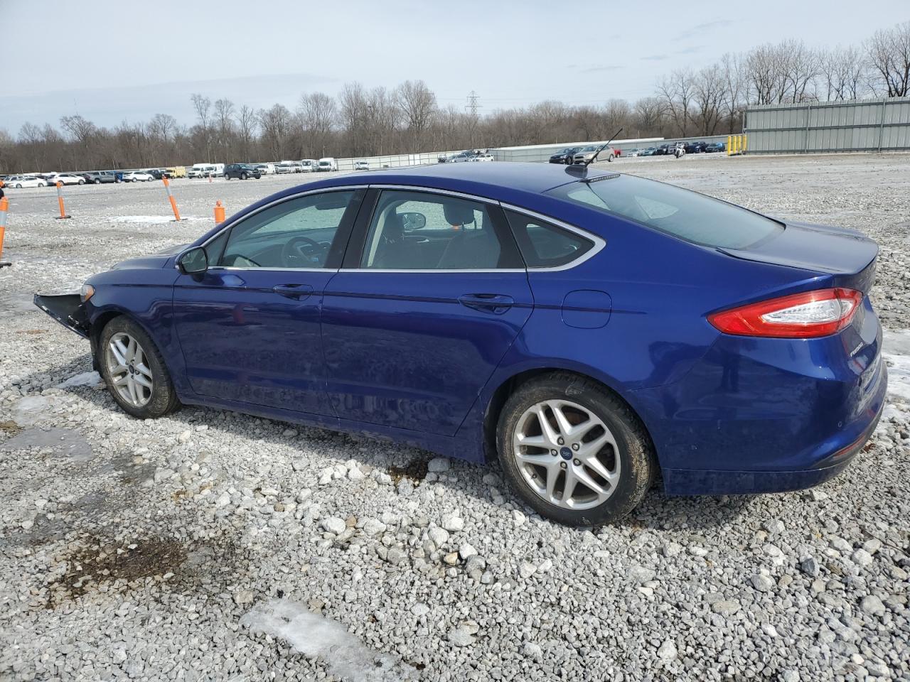 2013 FORD FUSION SE - Image 2