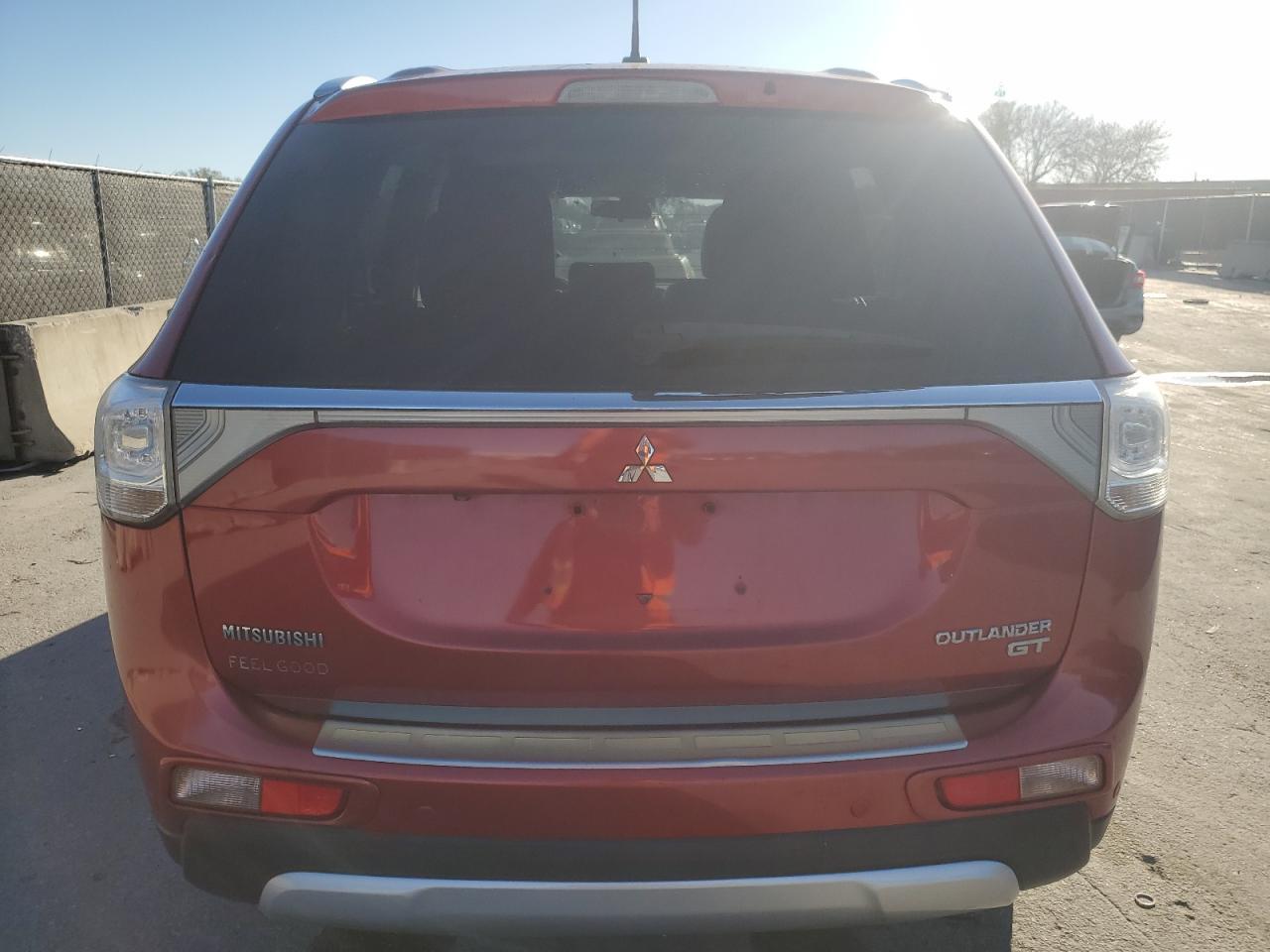 2015 MITSUBISHI OUTLANDER - Фото 6