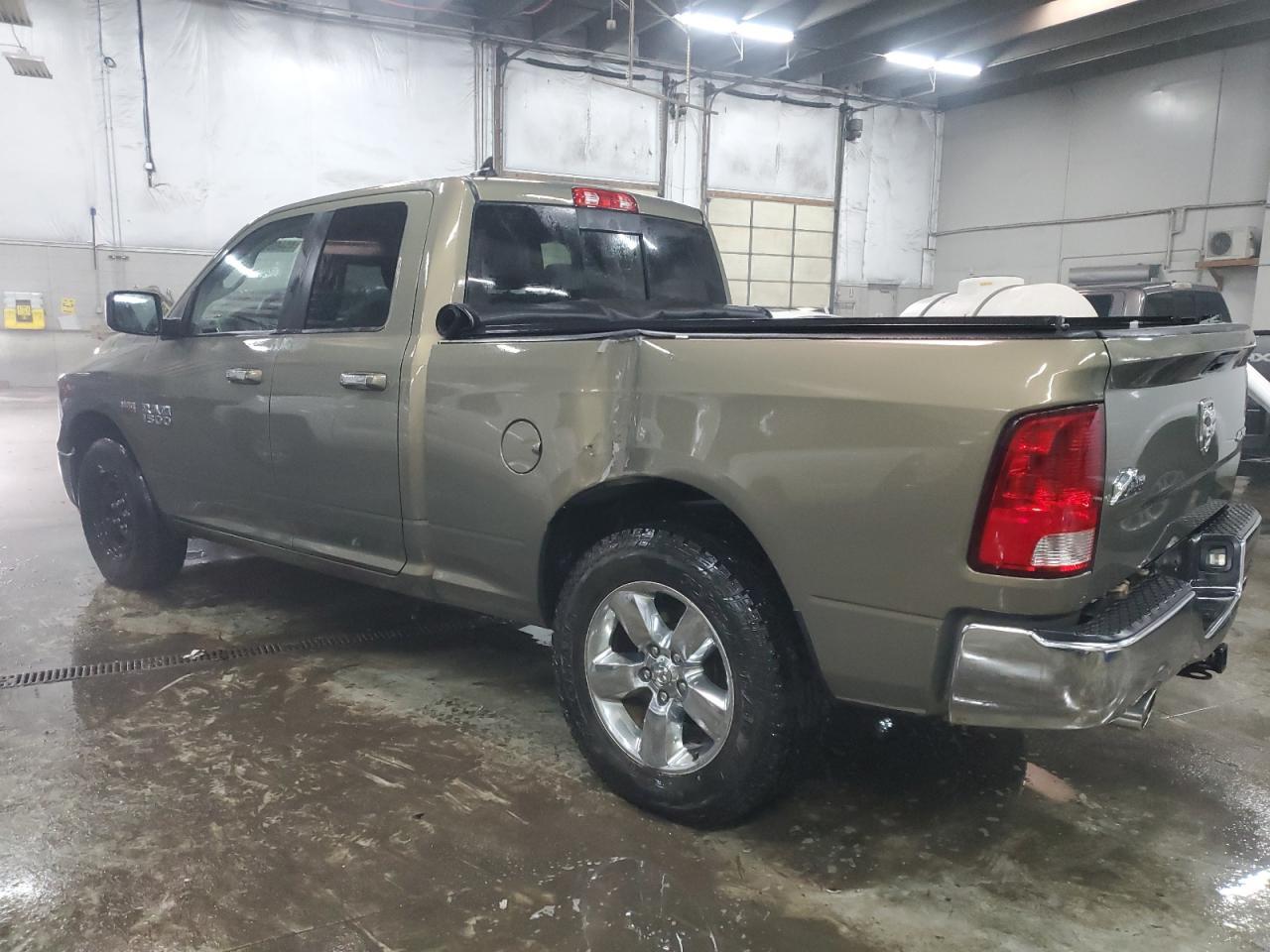 2014 RAM 1500 SLT - Фото 2