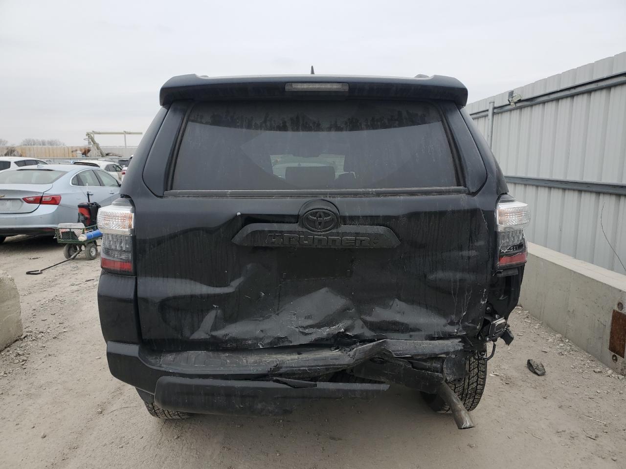 2024 TOYOTA 4RUNNER SR - Image 6