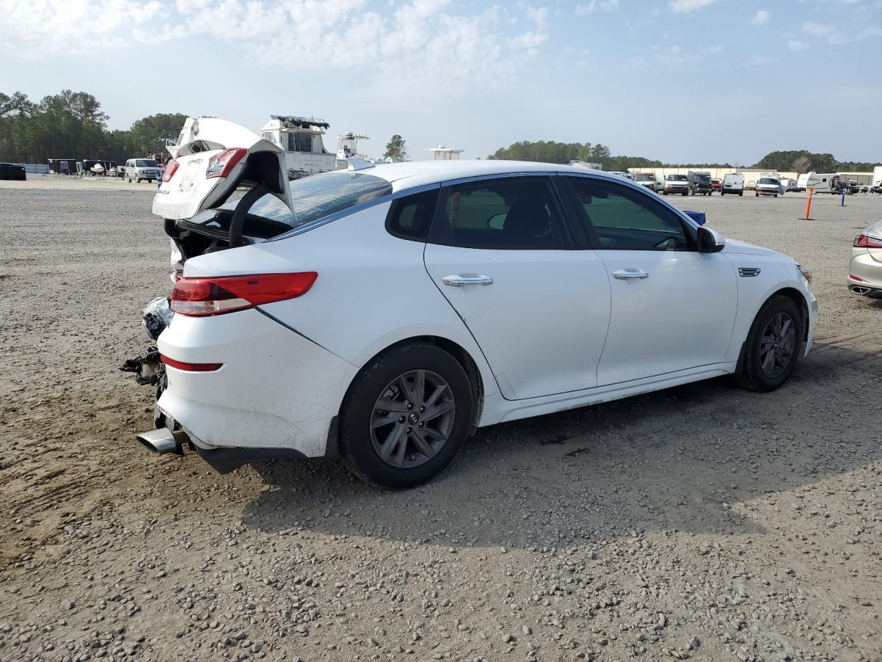 2020 KIA OPTIMA LX - Image 3